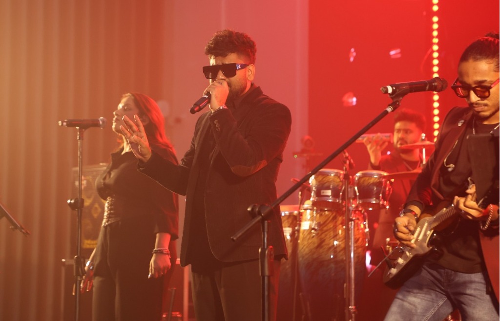 Live Band Vocalist Performance under Red Stage Lights